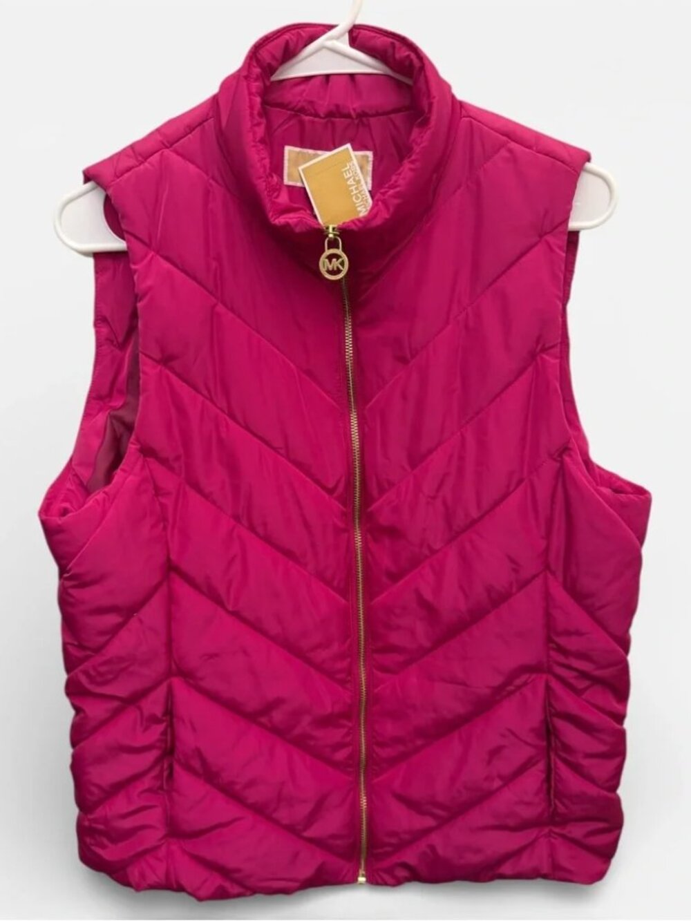 NWT Michael Michael Kors Chevron Puffer Vest – Deep Fuchsia – Size L MSRP $125